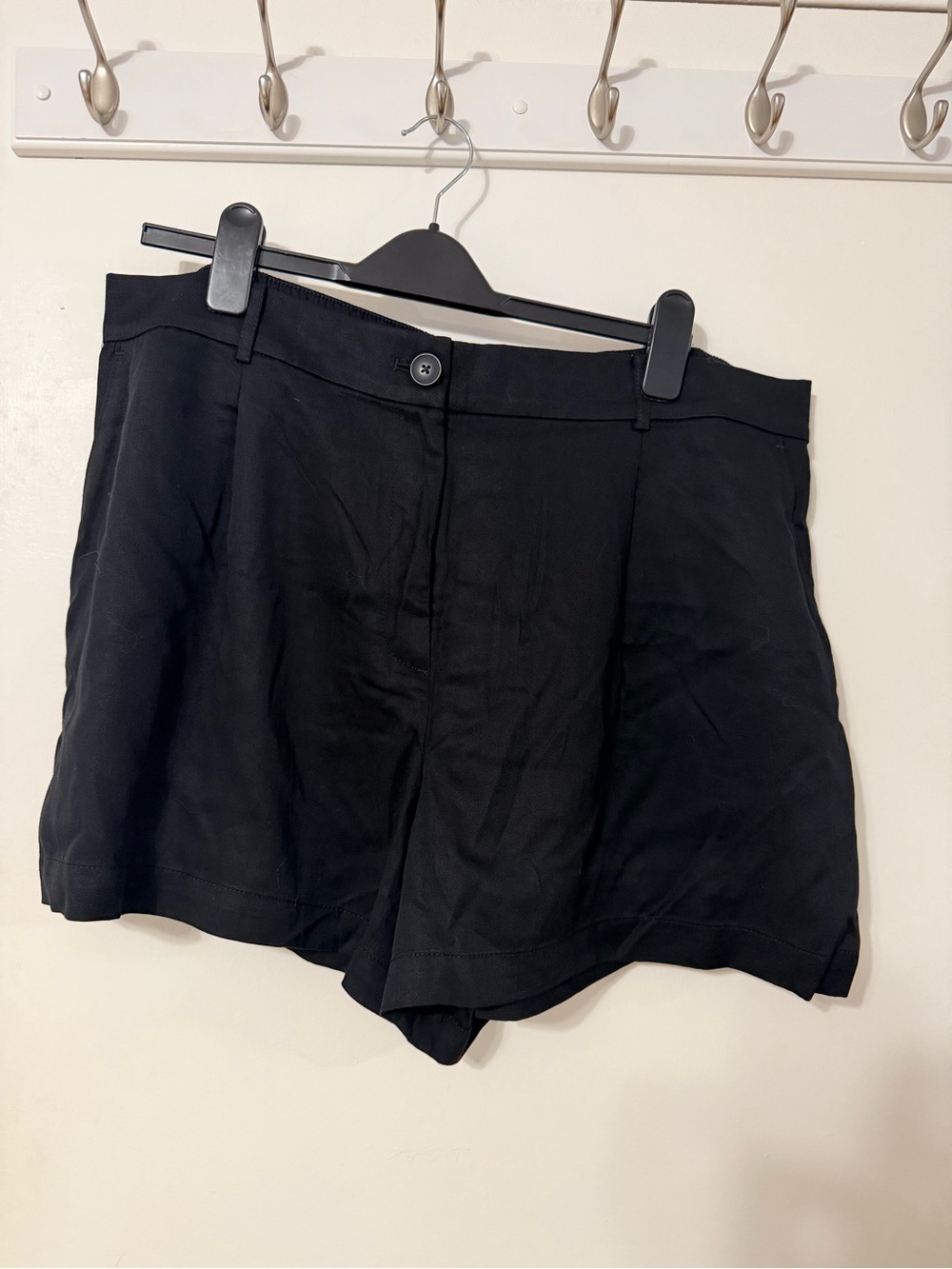 LOFT Black High Waist Tailored Shorts